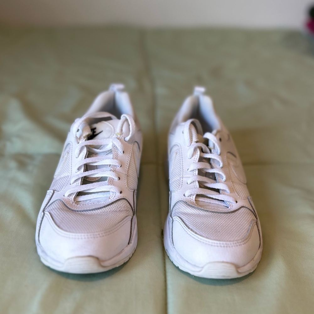 Retro Nike Pegasus ‘92 Lite Sneaker